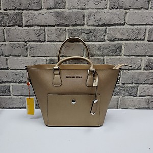 Женская золотистая сумка MICHAEL KORS из сафьяновой кожи